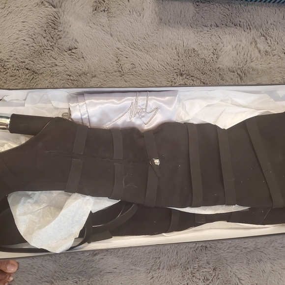 Woman boots - Picture 2 of 5